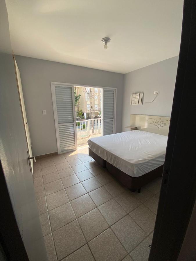 Apartamento Com Estacionamento, Wi-Fi, Ar Condicionado A 300 Metros Da Praia Da Enseada No Guaruja. Buitenkant foto